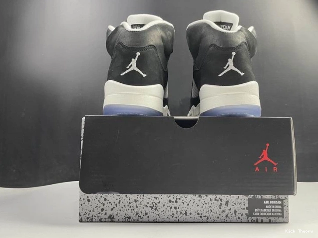 Kicked Out Shoe Store OREO AIR CT4838-011 JORDAN 5 0812